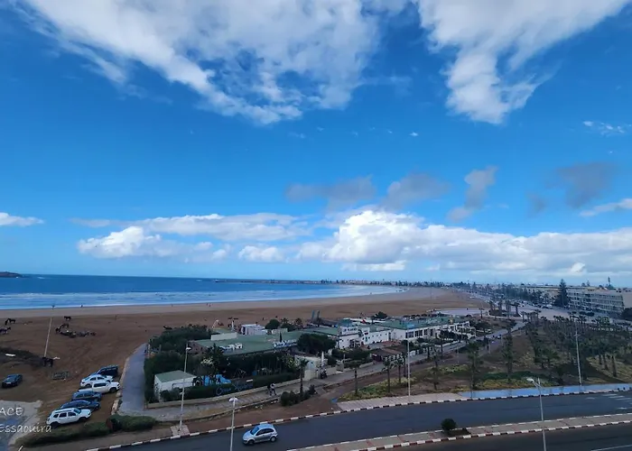 Surf Palace Beachfront Apartment Essaouira